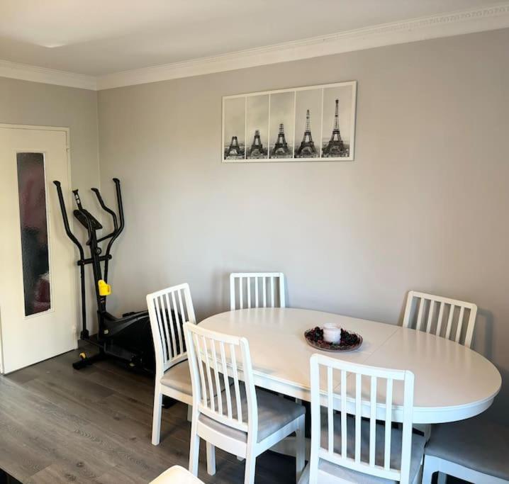 Appartement Confort Avec Balcon - Champigny Εξωτερικό φωτογραφία