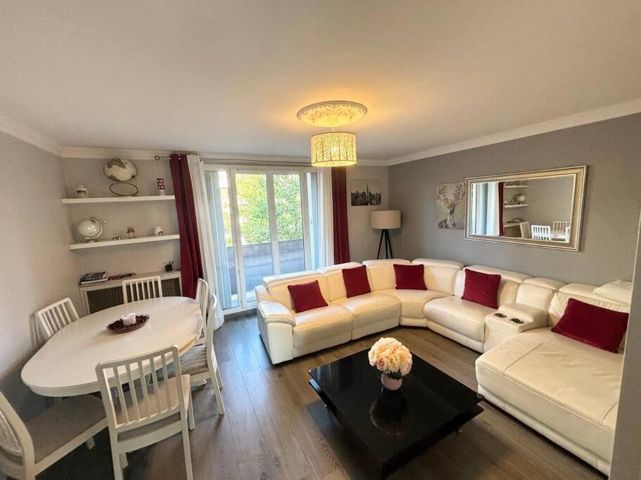 Appartement Confort Avec Balcon - Champigny Εξωτερικό φωτογραφία